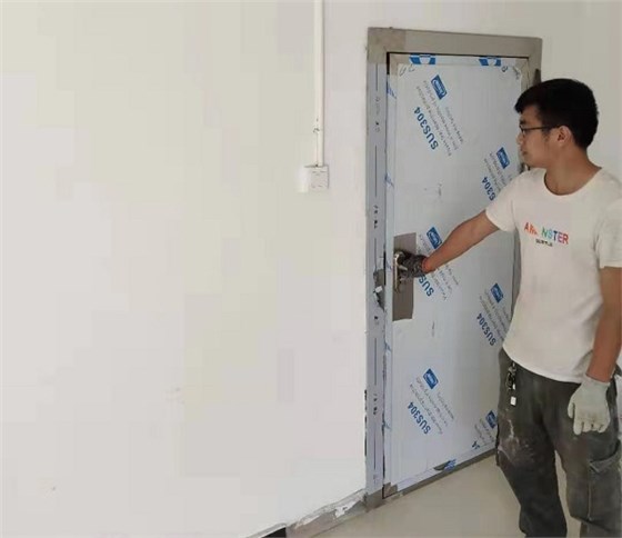 光銘防輻射防輻射鉛門安裝中